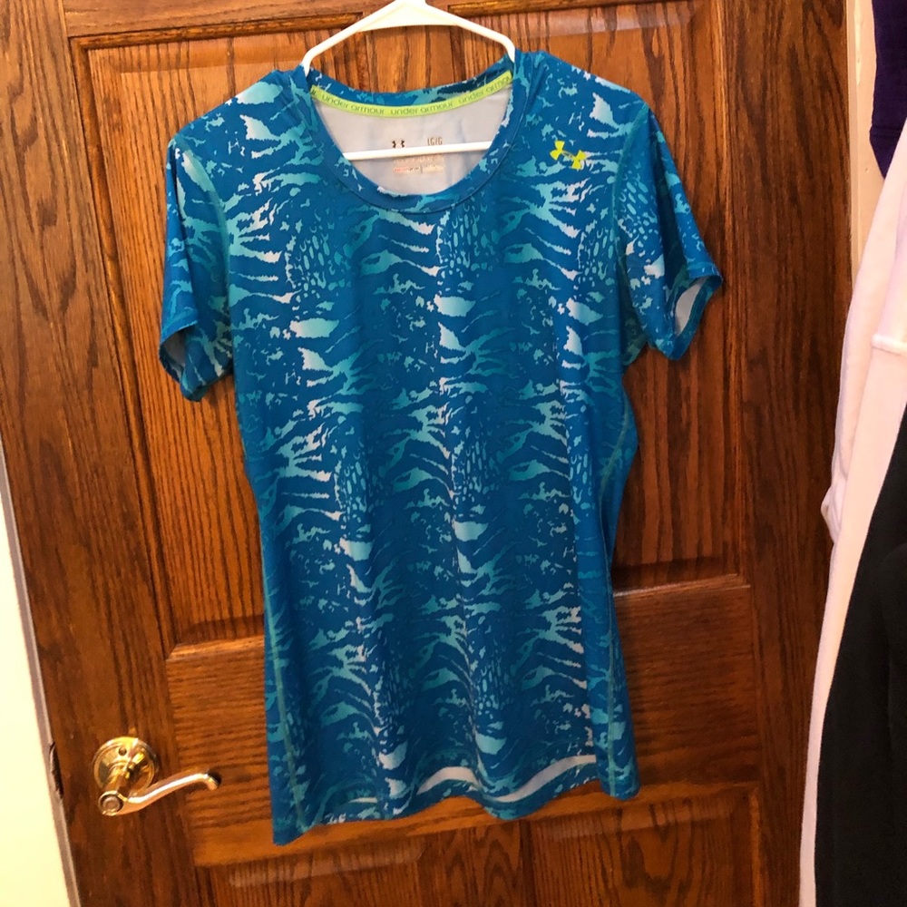 dri fit under armor t-shirt